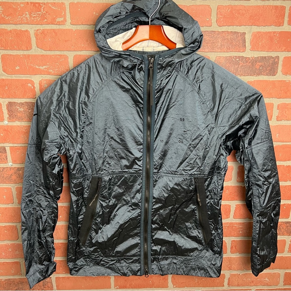 Nike windbreaker